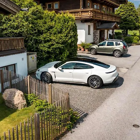 Nina's With Pool & Sauna Access Reith im Alpbachtal